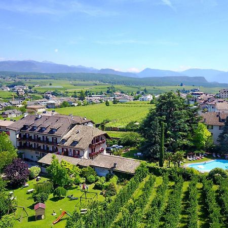 Angerburg Blumenhotel 아피아노 술라 스트라다 델 비노 외부 사진
