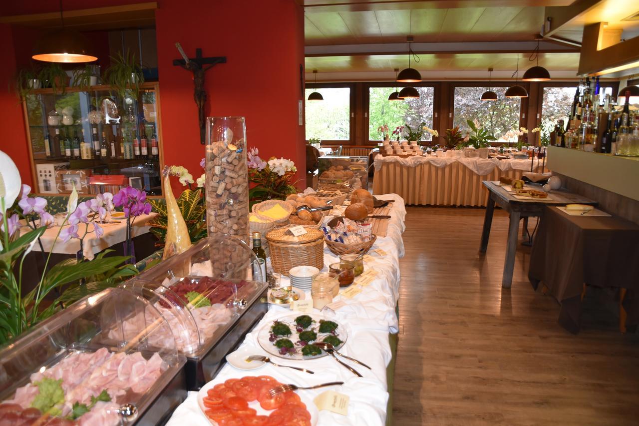 Angerburg Blumenhotel 아피아노 술라 스트라다 델 비노 외부 사진